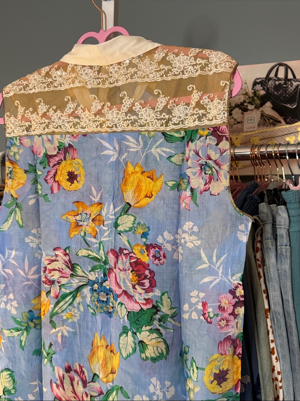 AR3 • "Just Friends" Floral Top by the contemporary clothing line Aratta NWT - Picture 9 of 9